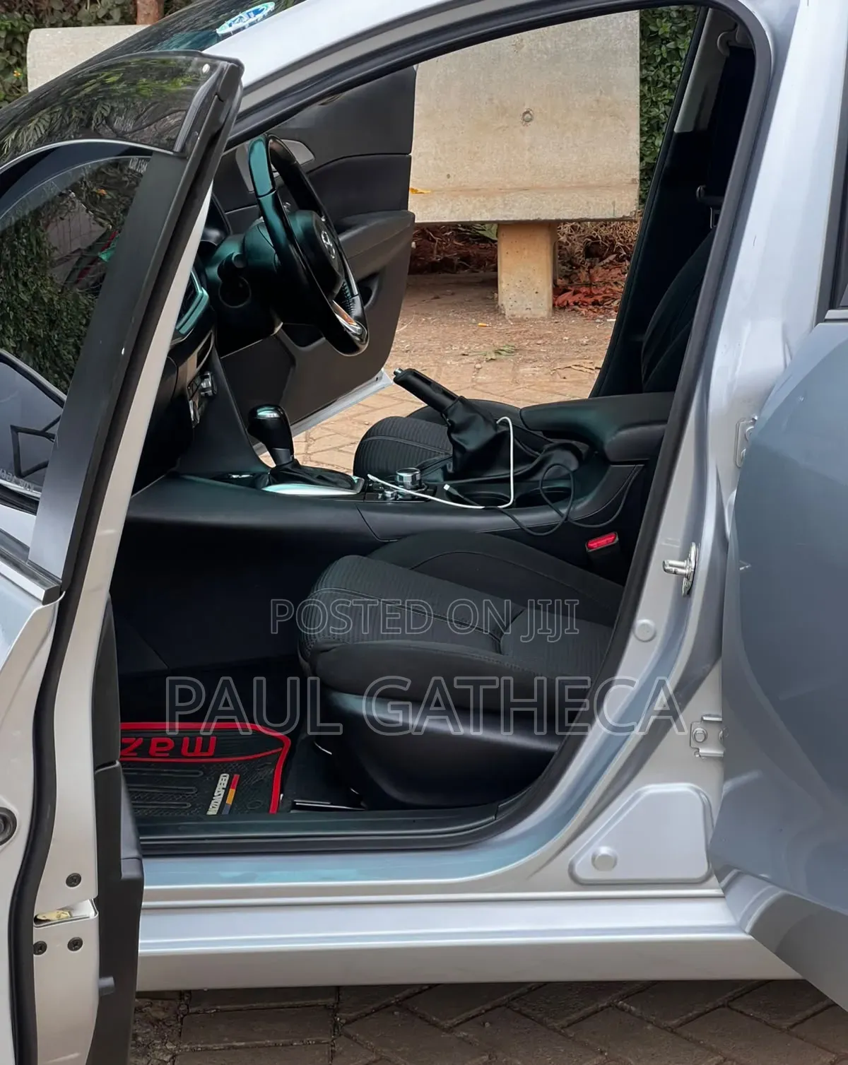 Mazda Axela 2018 Silver