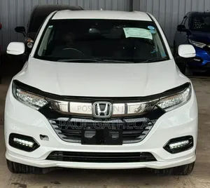 Honda Vezel 2018 White
