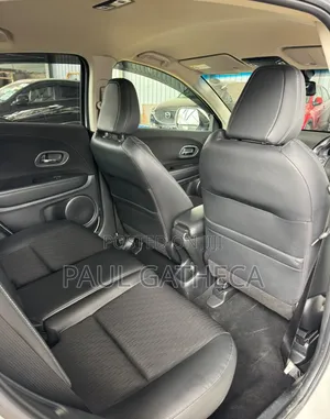 Honda Vezel 2018 White