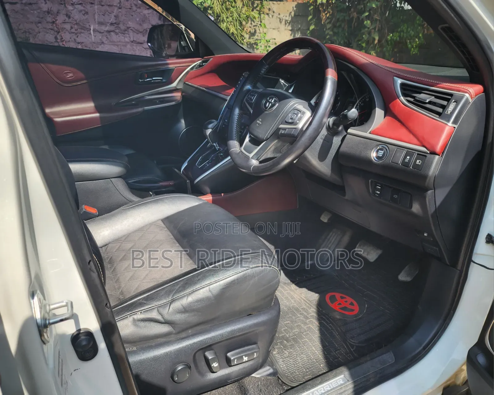 Toyota Harrier 2.0 2015 White