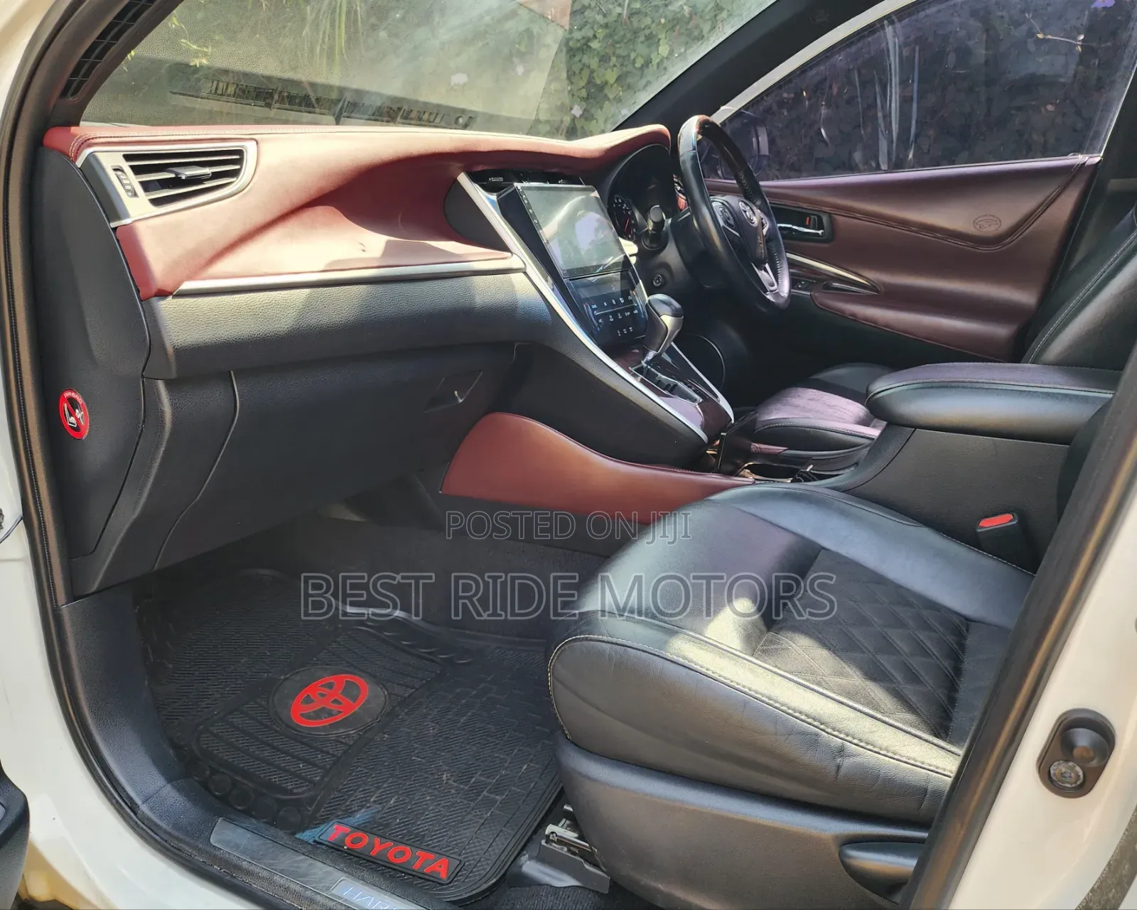 Toyota Harrier 2.0 2015 White