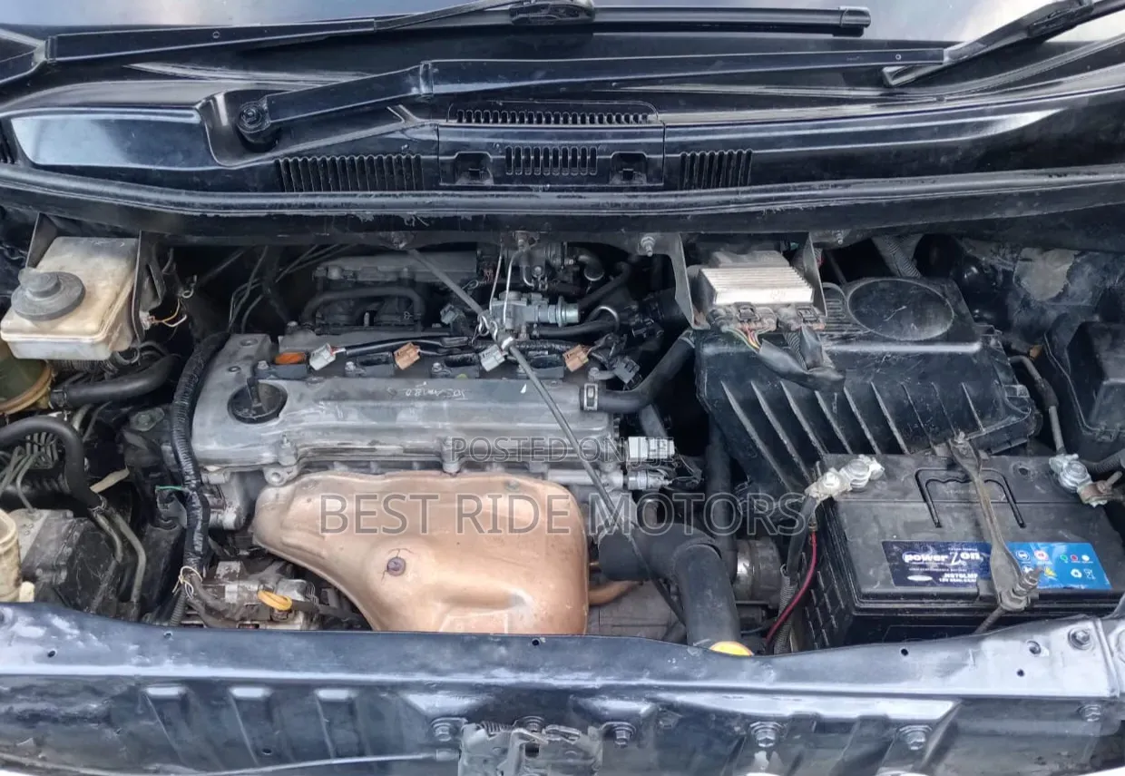 Toyota Noah 2.0 FWD (8 Seater) 2003 Gray