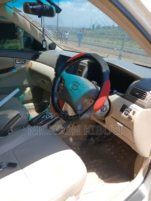 Toyota Corolla 2018 White