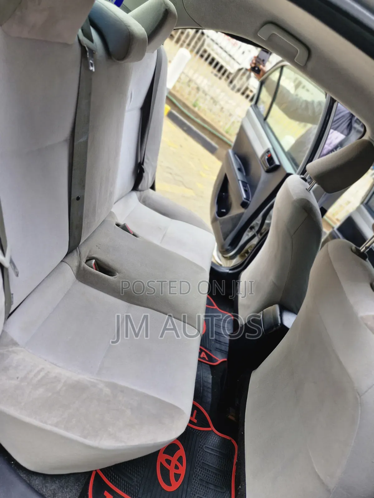 Toyota Axio 2010 Silver