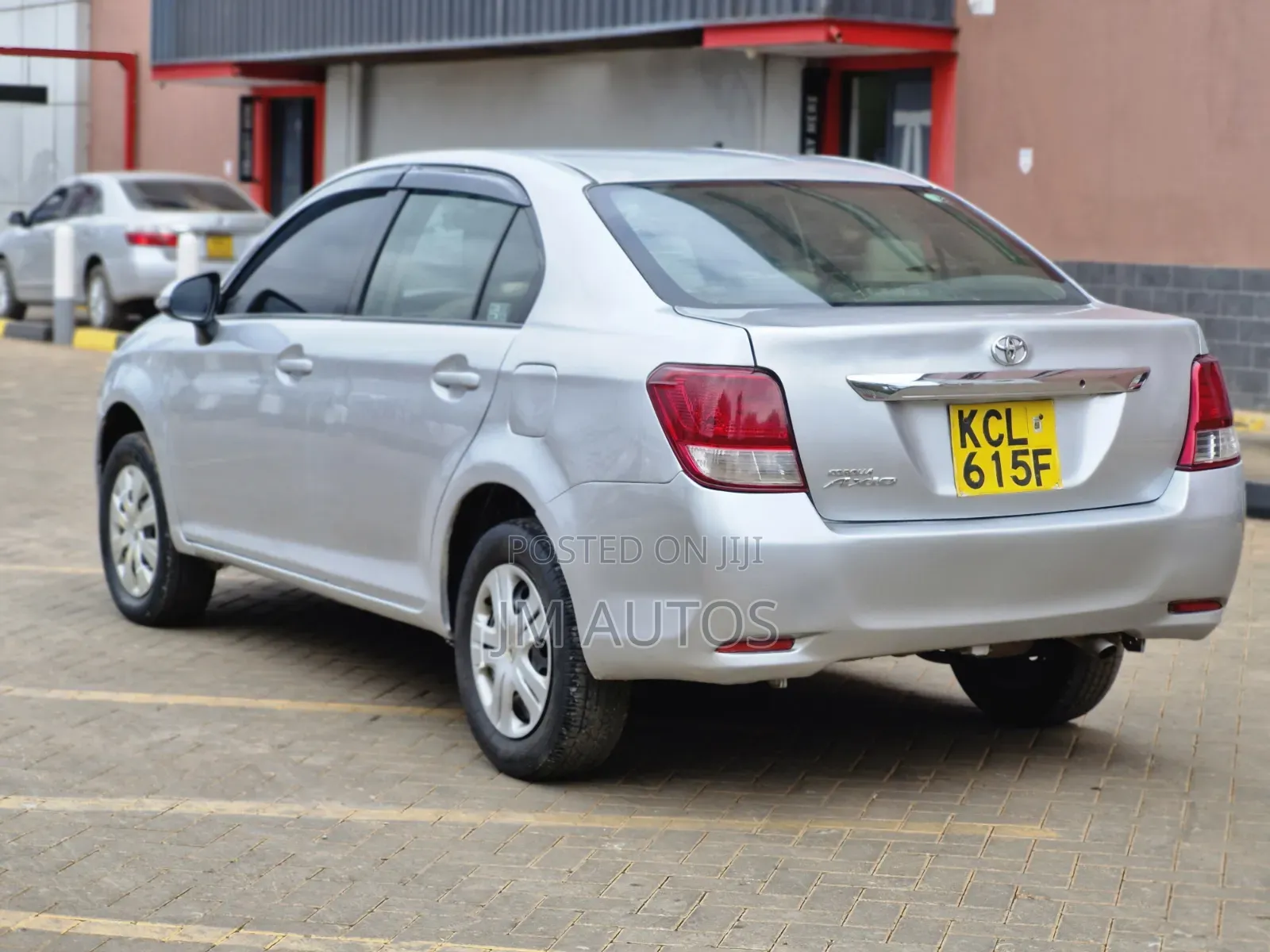 Toyota Axio 2010 Silver