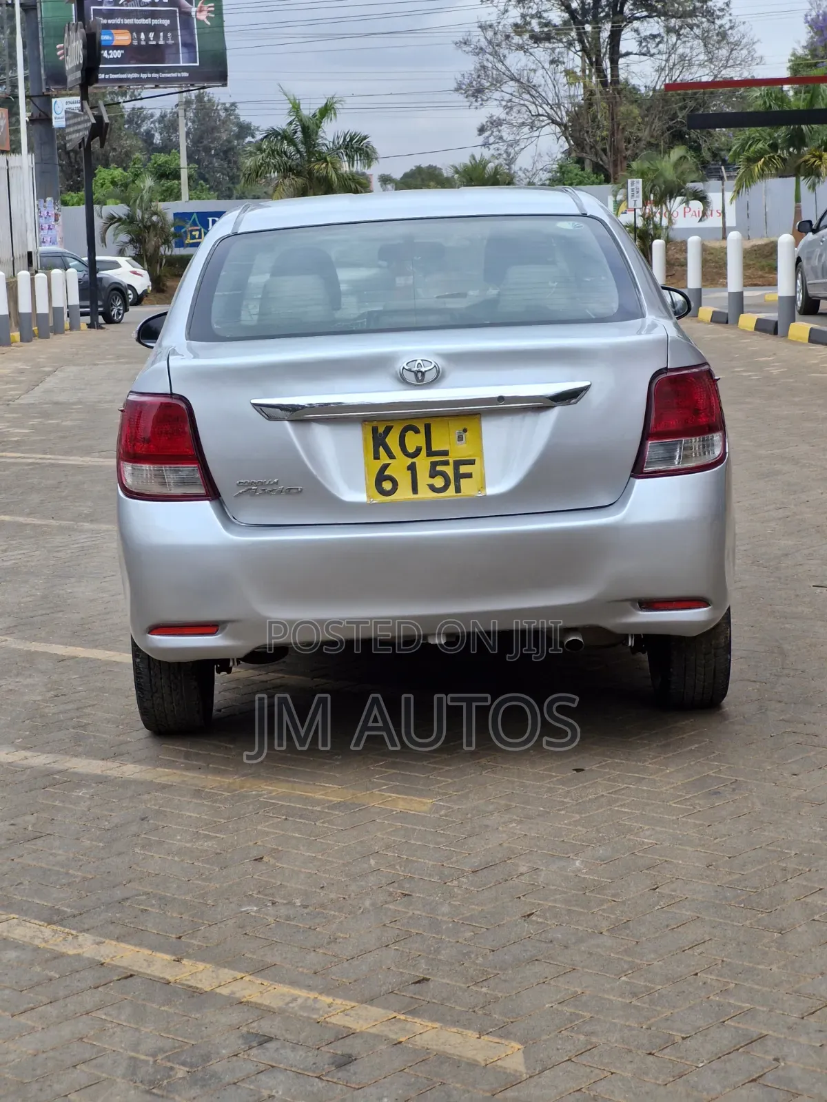 Toyota Axio 2010 Silver