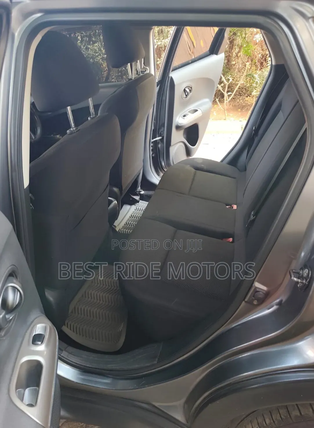 Nissan Juke 2012 Gray
