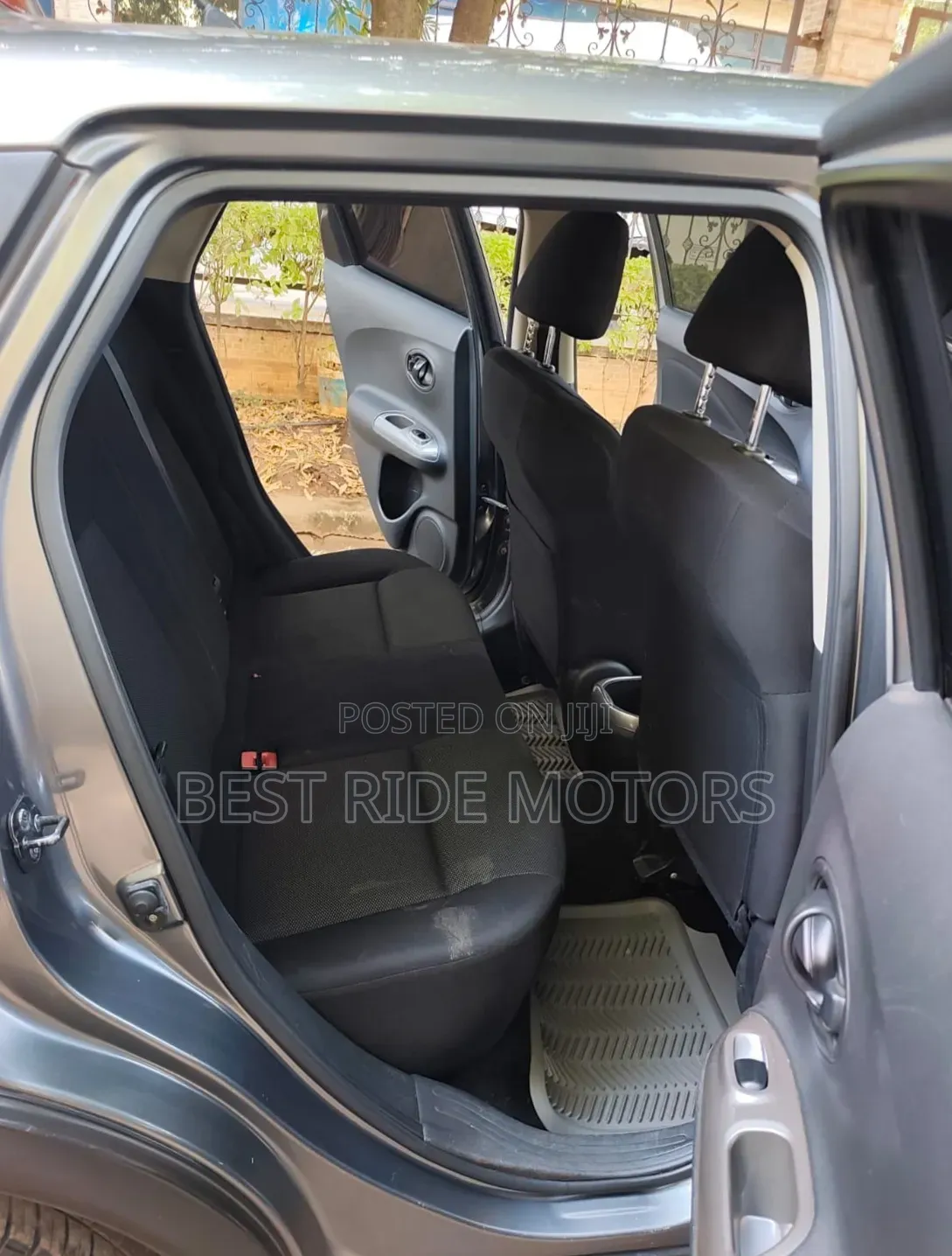 Nissan Juke 2012 Gray