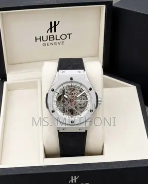 Automatic Hublot Classic Fusion Skeleton (Or Aerofusion)