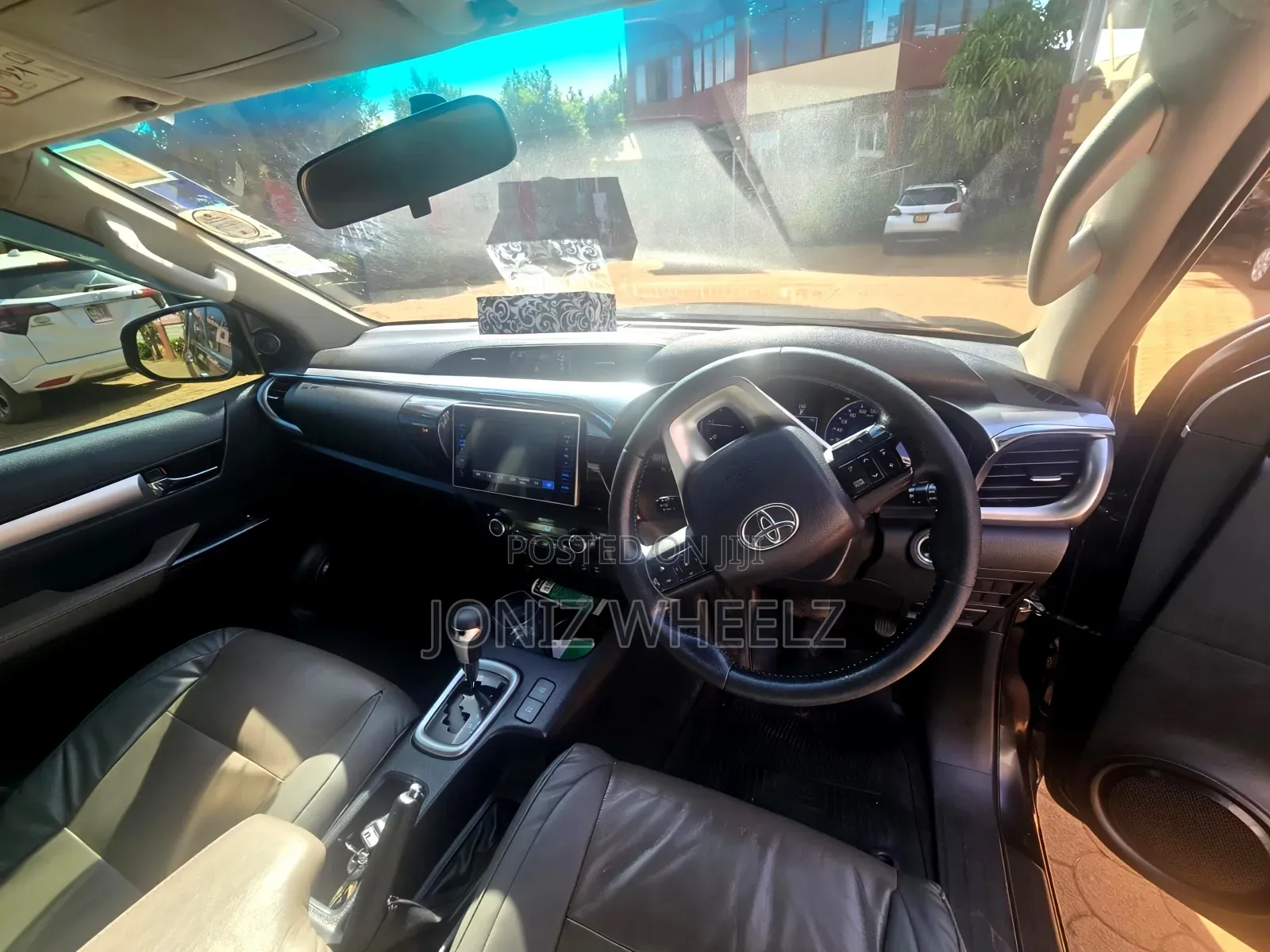 Toyota Hilux Revo Double Cab Deisel 2.8 AWD 2016 Black