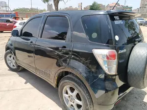 Toyota Rush 2010 Black