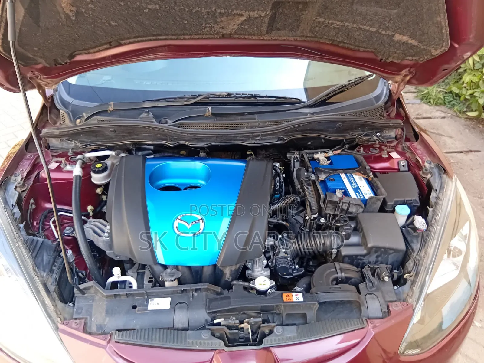 Mazda Demio 2012 Maroon