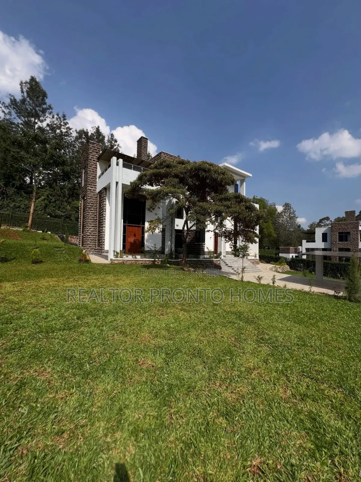 6bdrm Villa in Karen, Hardy for sale