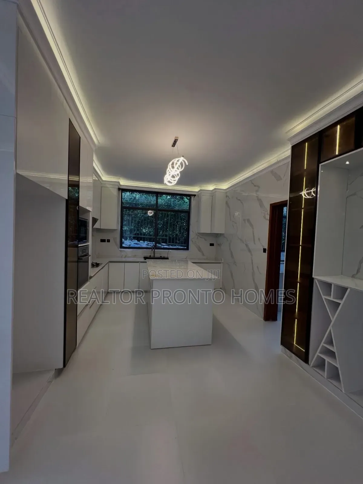 6bdrm Villa in Karen, Hardy for sale