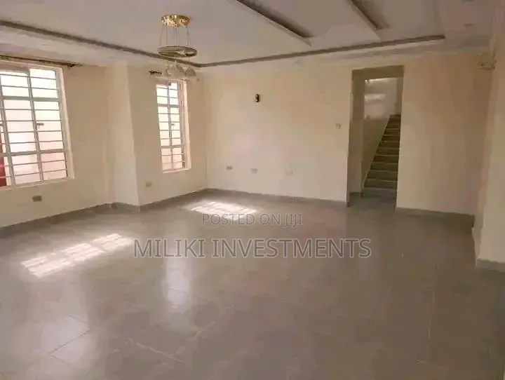 5bdrm Maisonette in Membley for sale