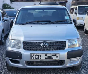 Toyota Succeed 2013 Silver