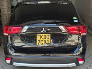 Mitsubishi Outlander 2017 Black