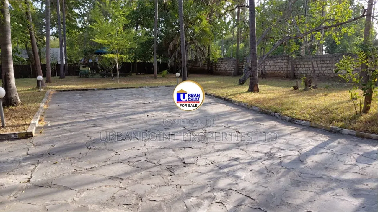 Furnished 5bdrm Villa in Watamu for sale