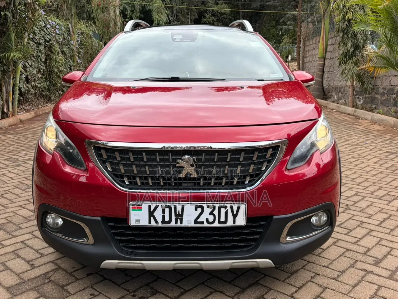 Peugeot 2008 2018 Red
