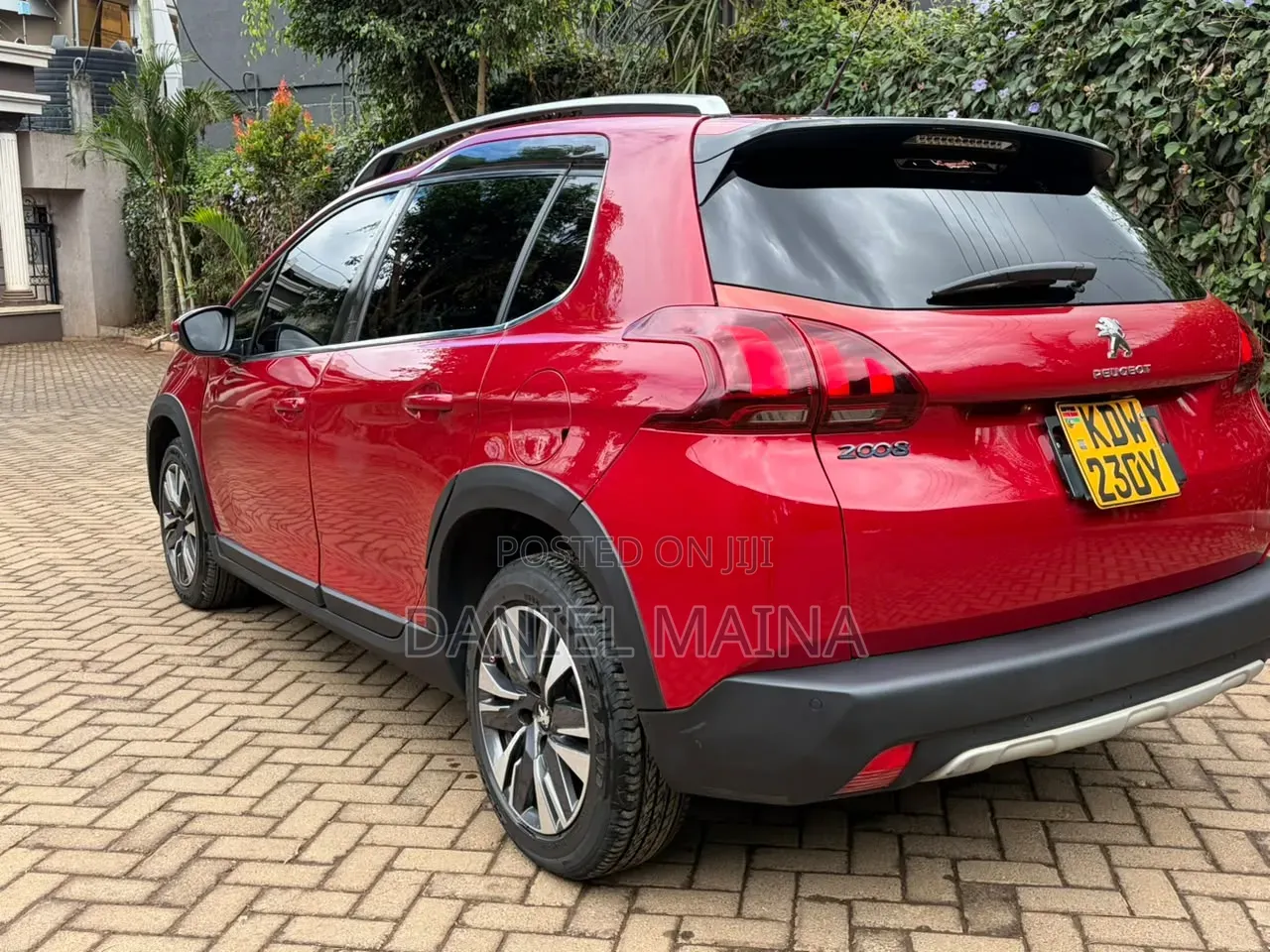 Peugeot 2008 2018 Red