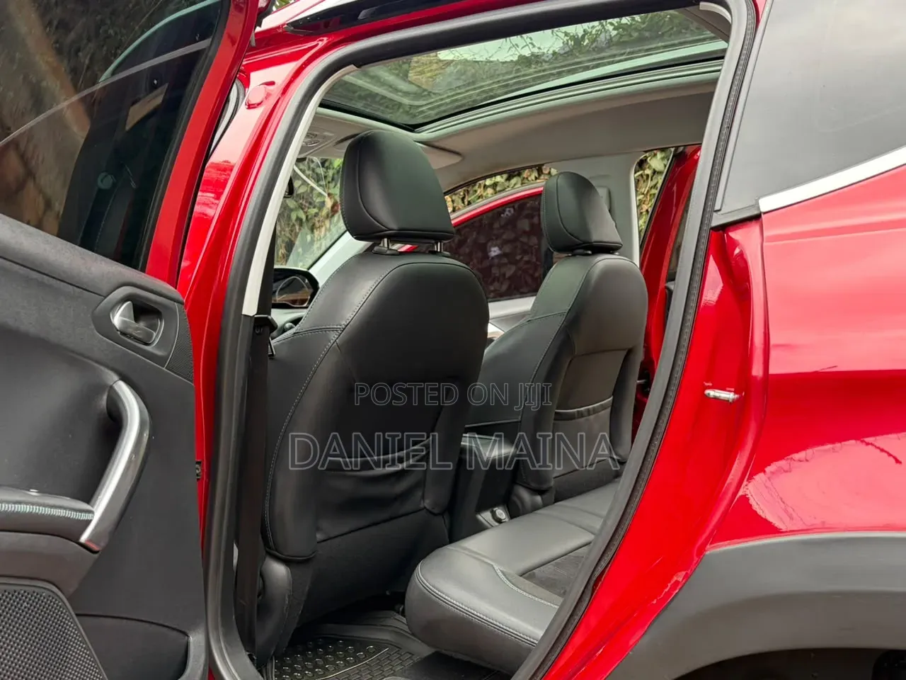 Peugeot 2008 2018 Red