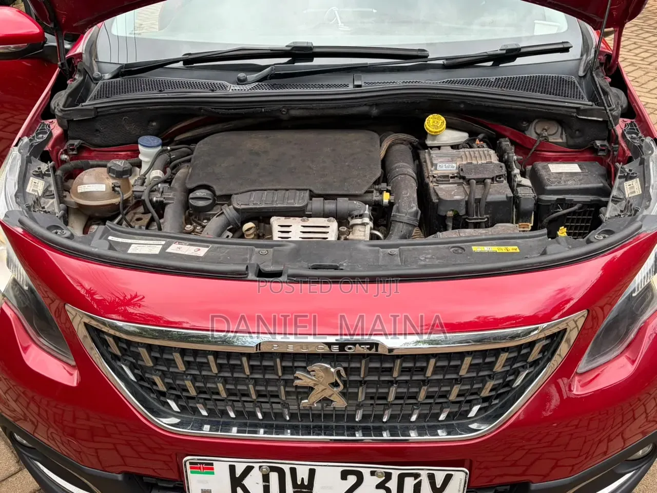 Peugeot 2008 2018 Red