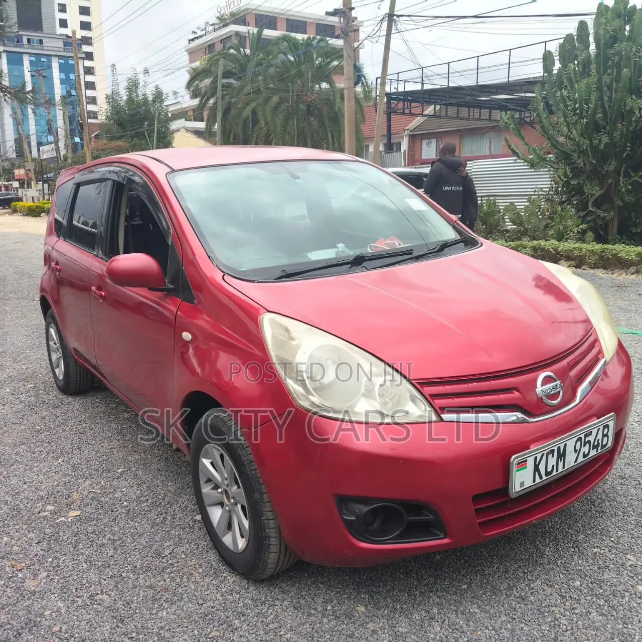 Nissan Note 2010 Red