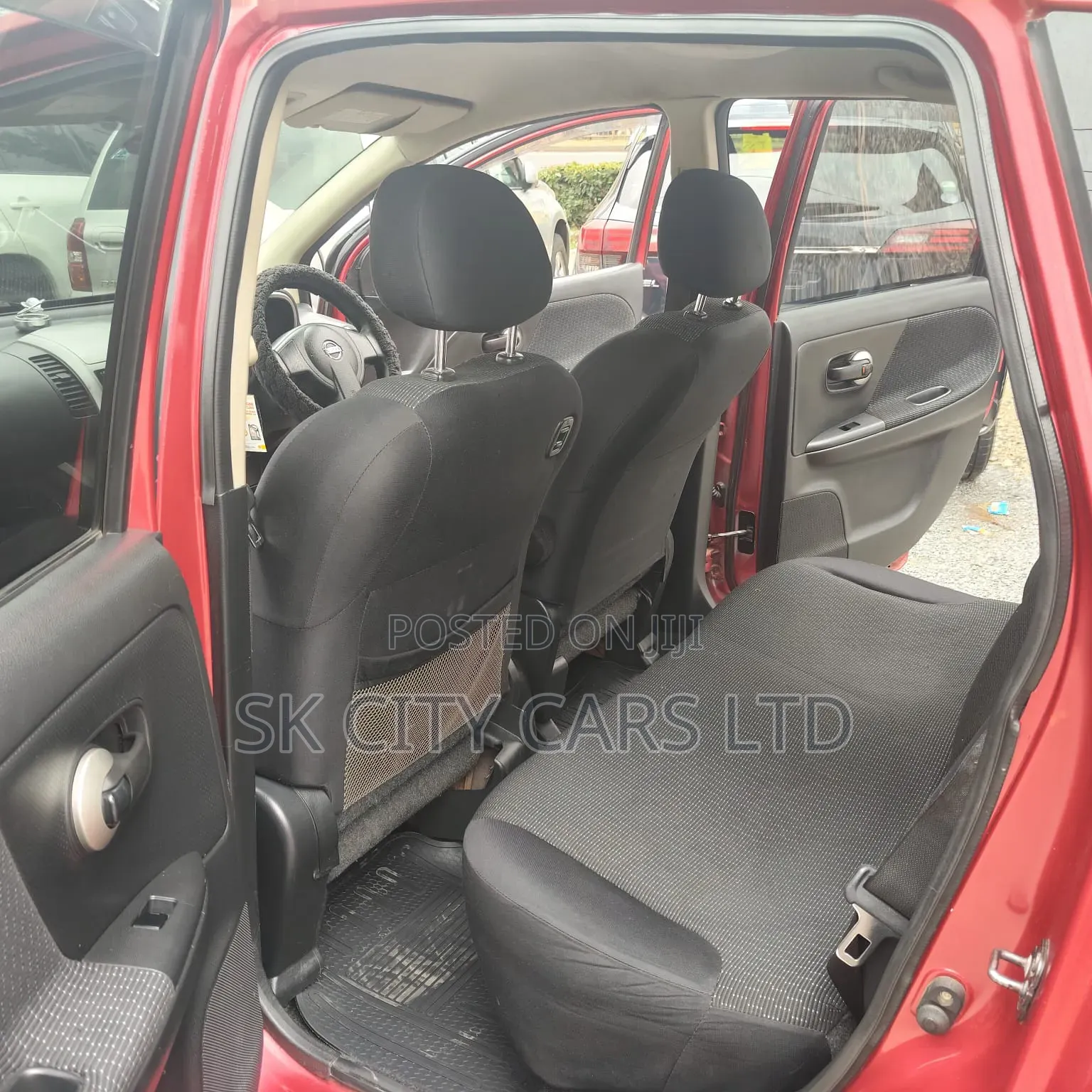 Nissan Note 2010 Red