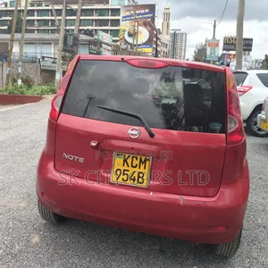 Nissan Note 2010 Red