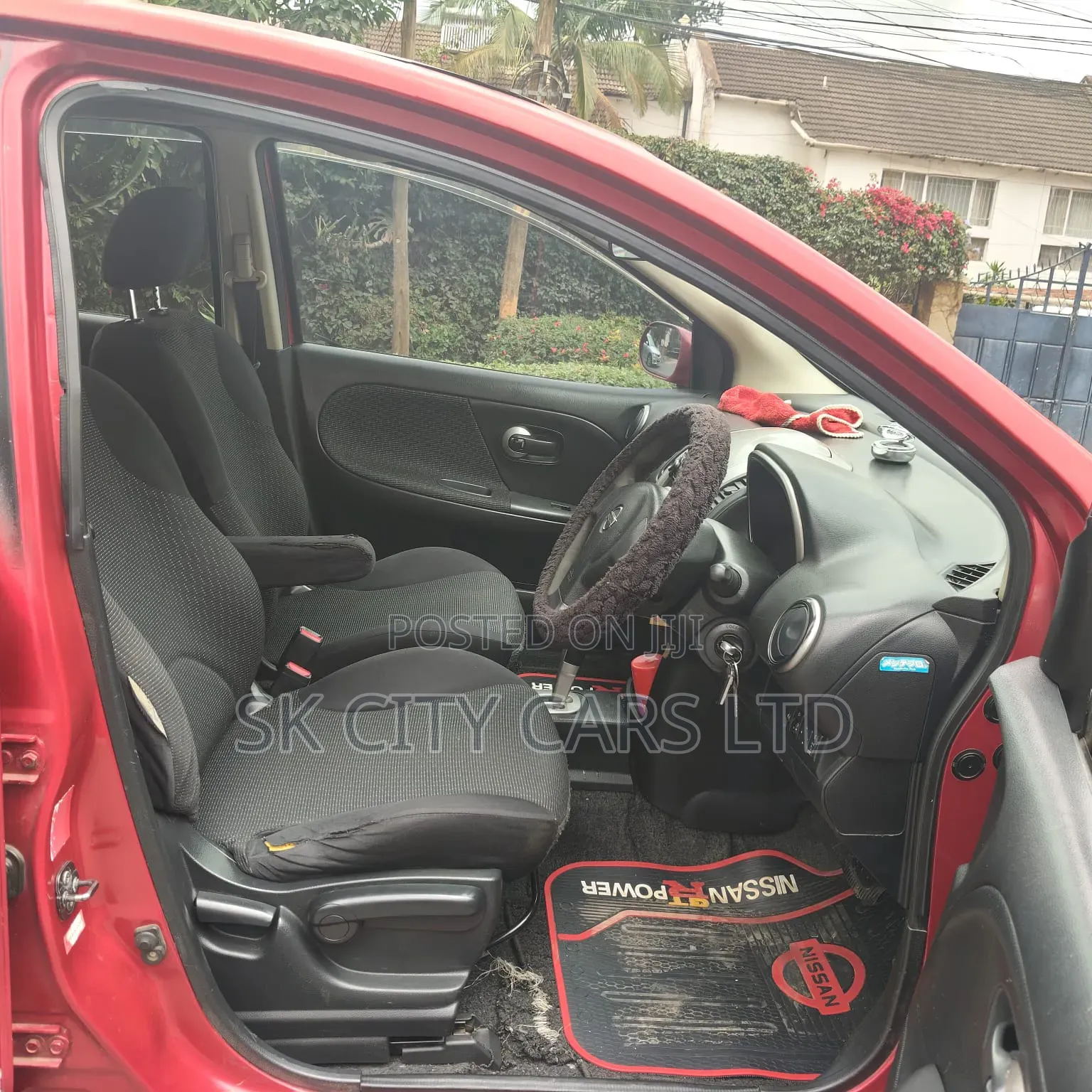 Nissan Note 2010 Red