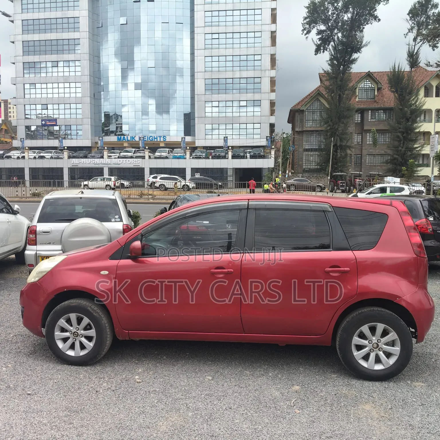 Nissan Note 2010 Red