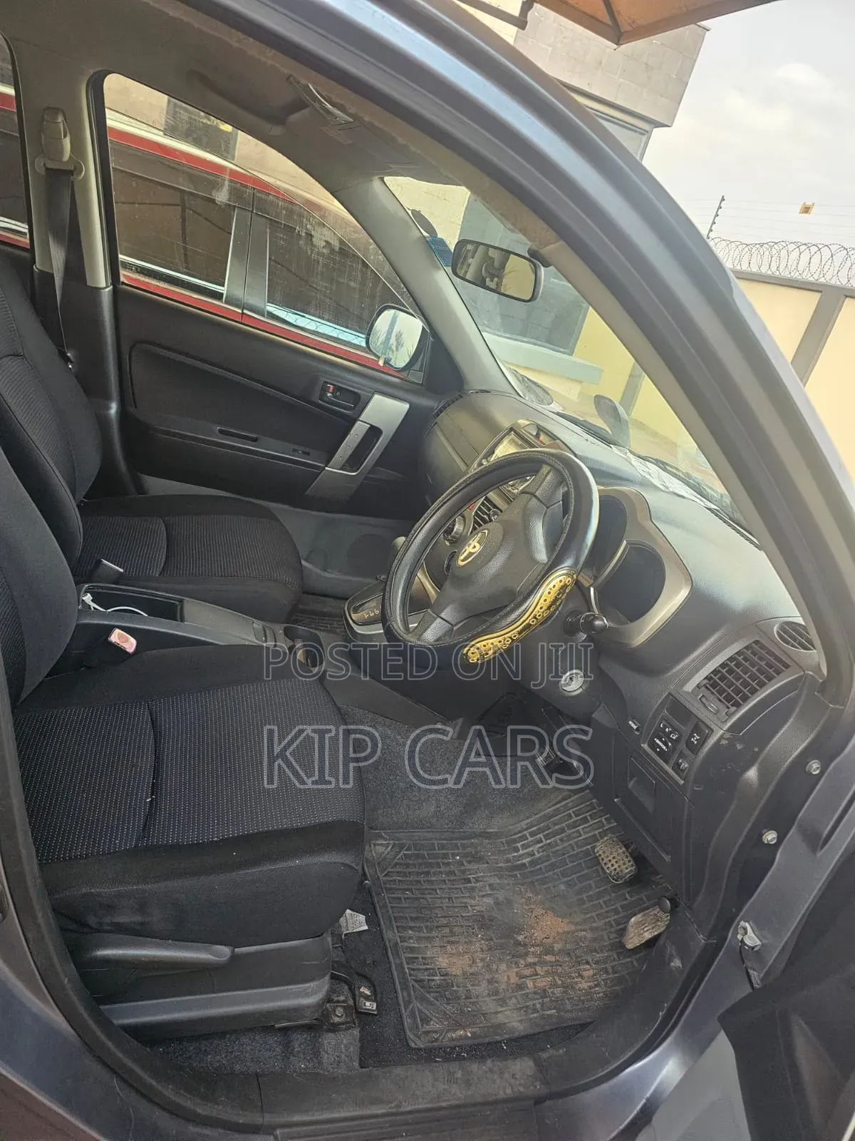 Toyota Rush 1.5 AWD 2007 Gray