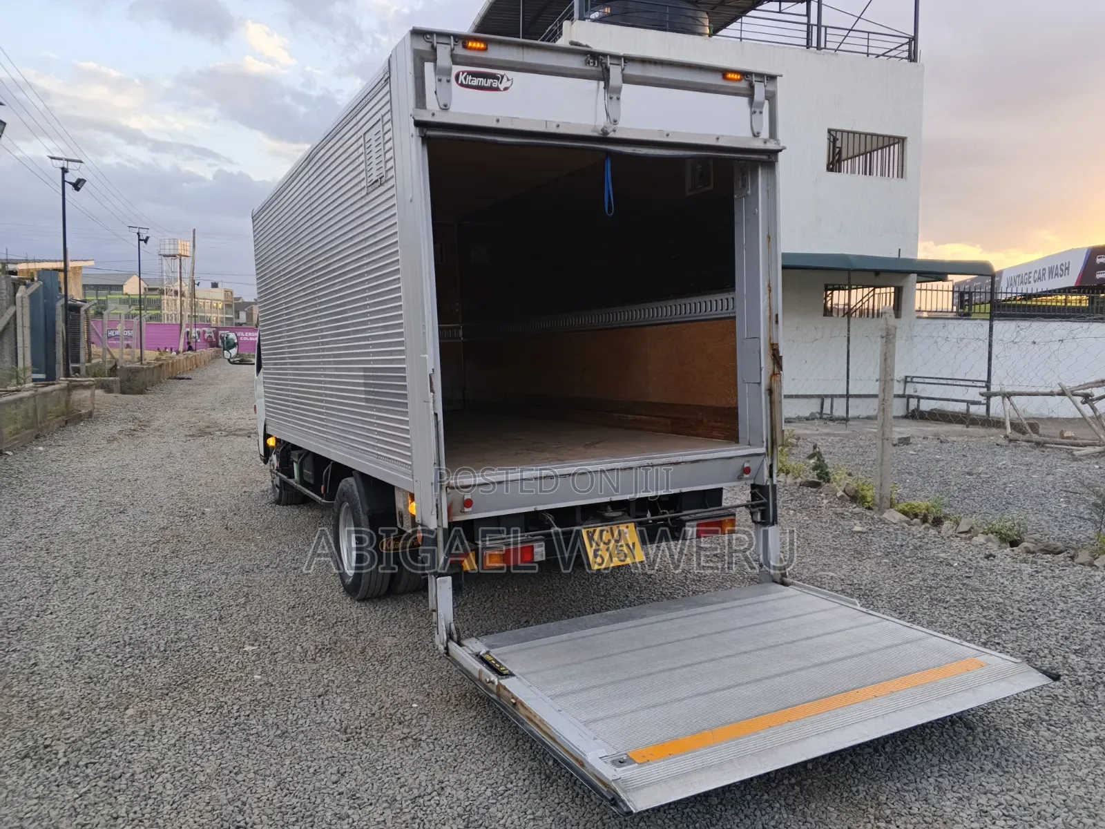MMitsubishi Fuso