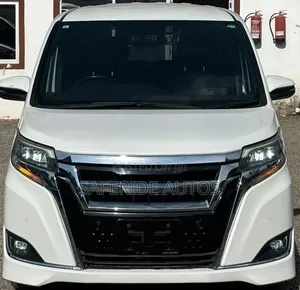 Toyota Esquire 2.0 FWD (7 seater) 2019 White