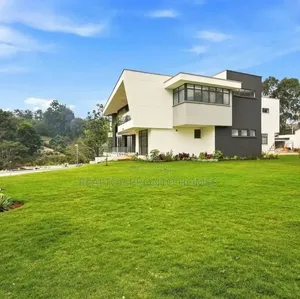 5bdrm House in Nyari for sale