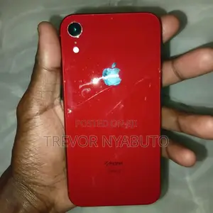 Apple iPhone XR 64 GB Red