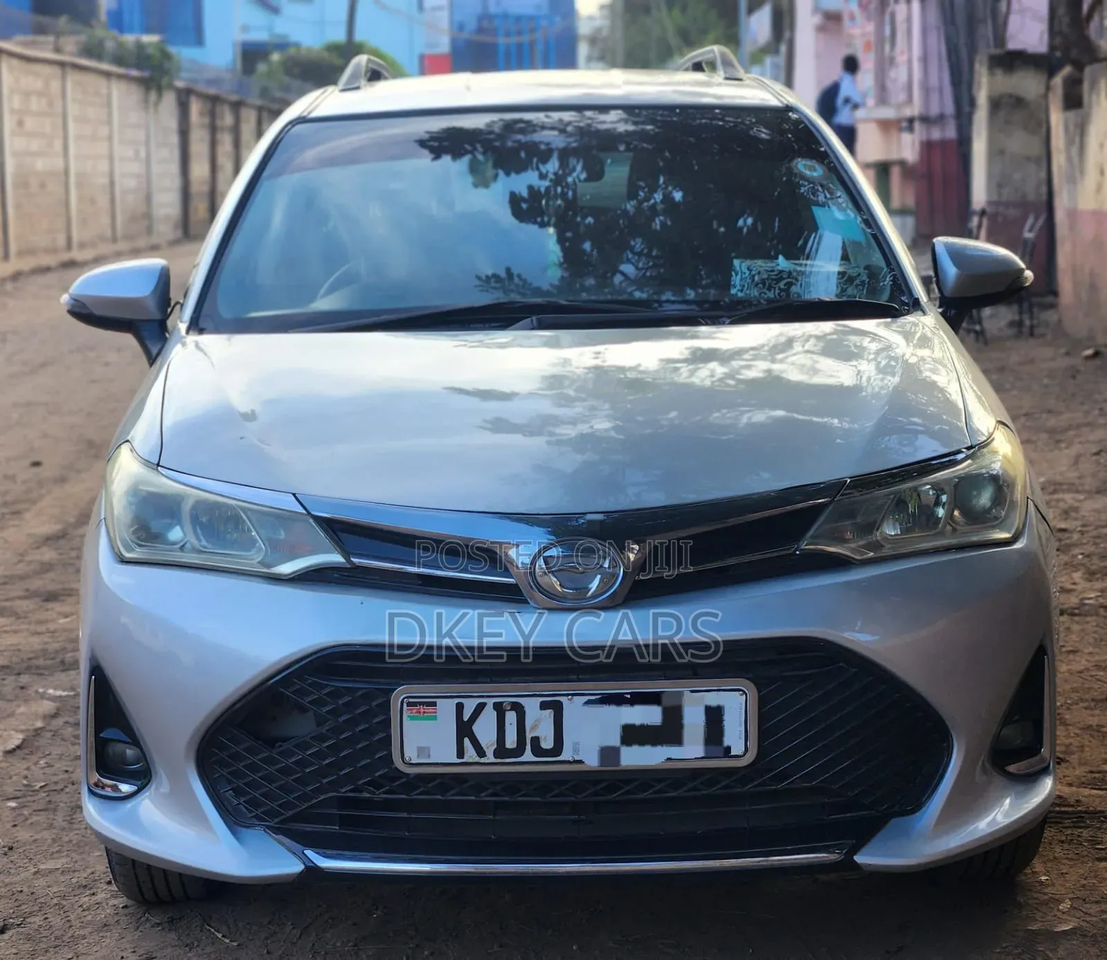 Toyota Corolla Fielder 2016 Silver
