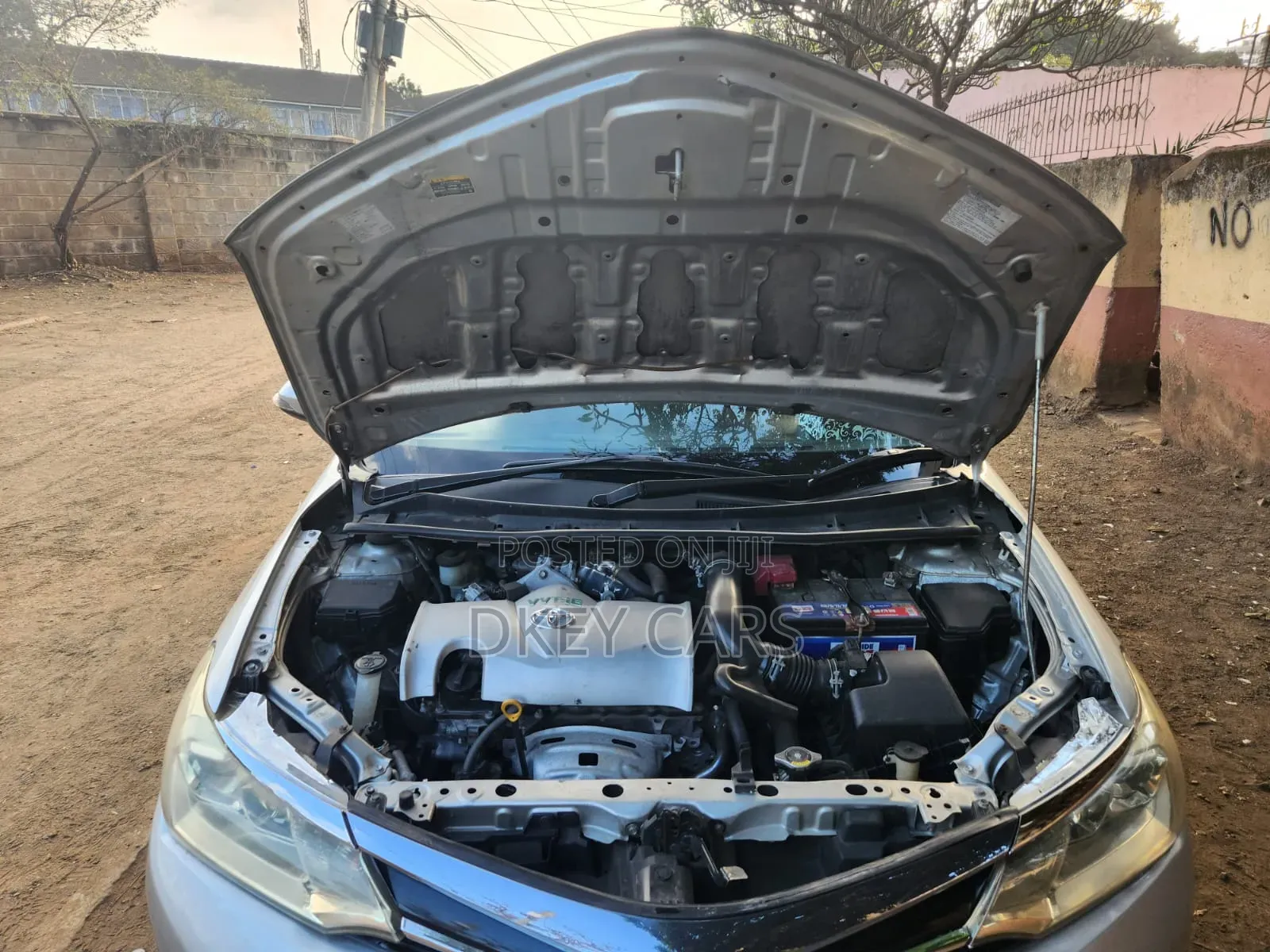 Toyota Corolla Fielder 2016 Silver