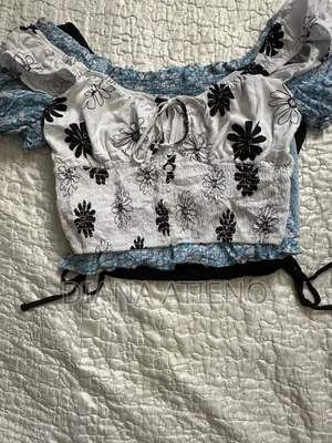 Dee's Collection