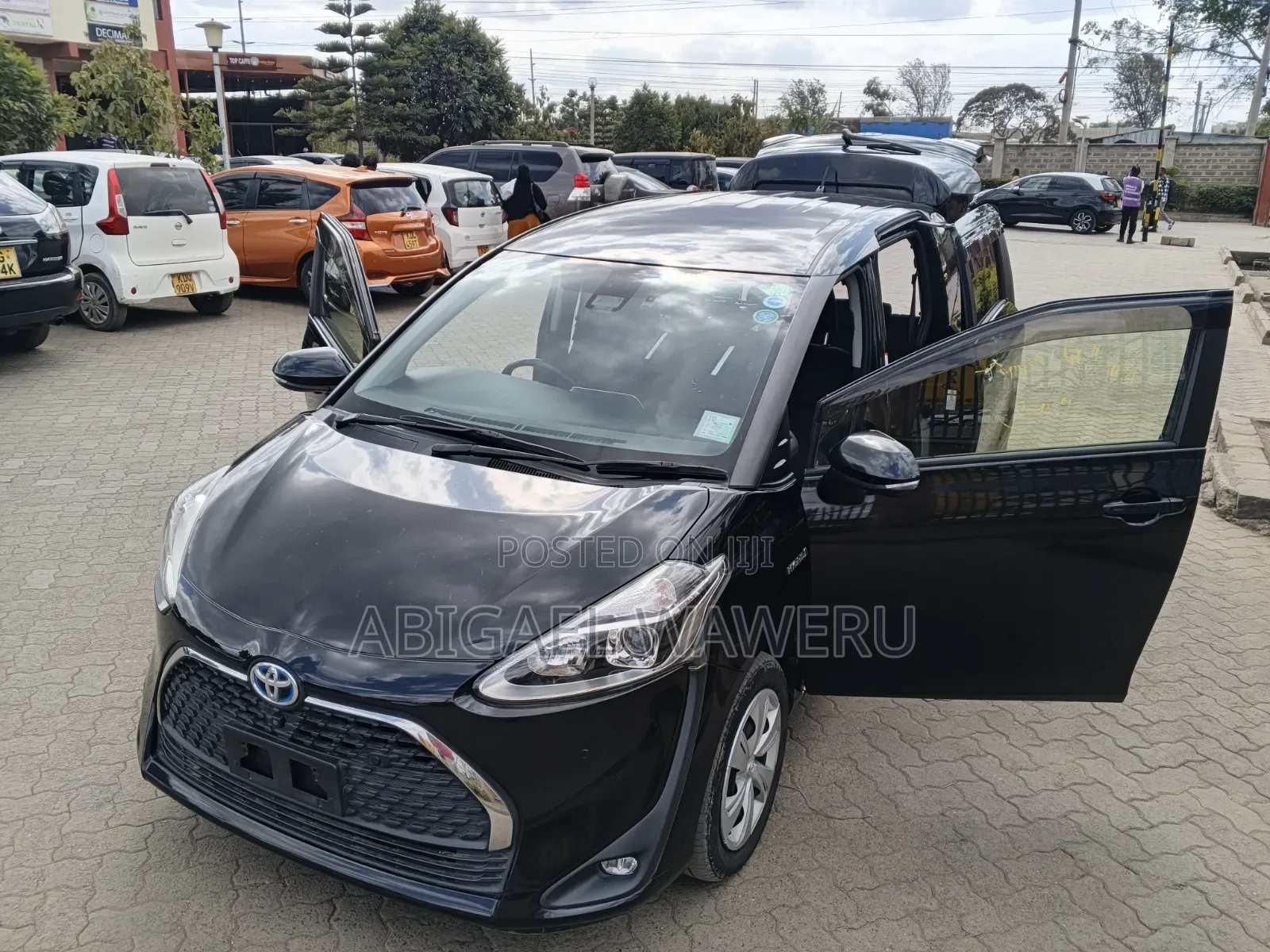 Toyota Sienta 1.5 AWD 2019 Black