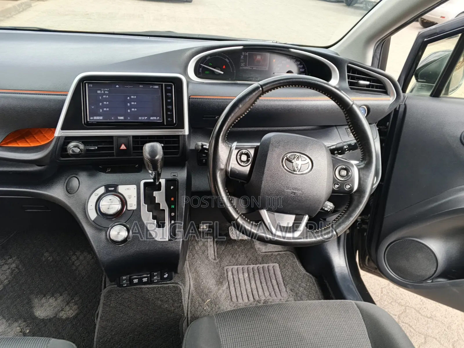 Toyota Sienta 1.5 AWD 2019 Black