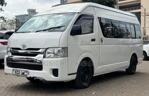 Toyota HiAce 2019 White