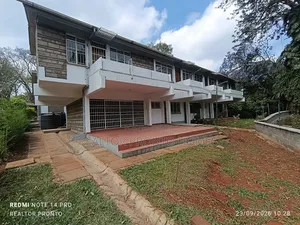 4bdrm Townhouse / Terrace in Kileleshwa for rent