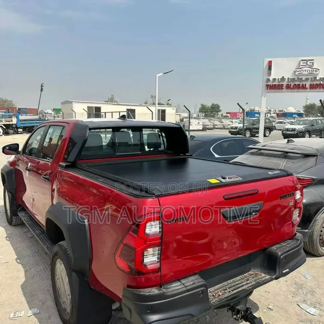 New Hilux GR Roller Shutter Lid - Lock Your Cargo!