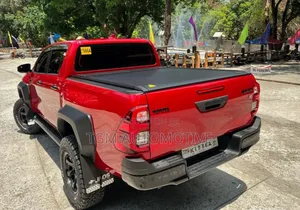 New Hilux GR Roller Shutter Lid - Lock Your Cargo!