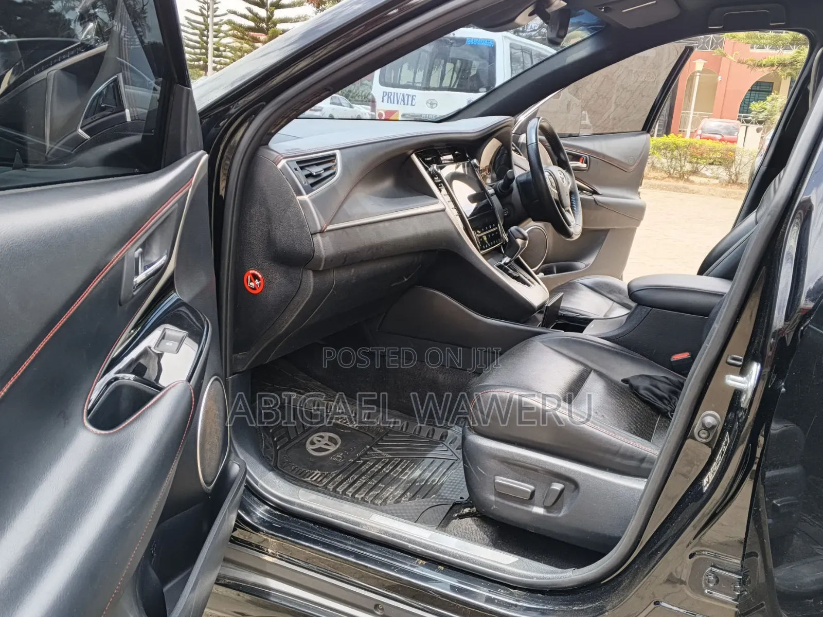 Toyota Harrier 2018 Black