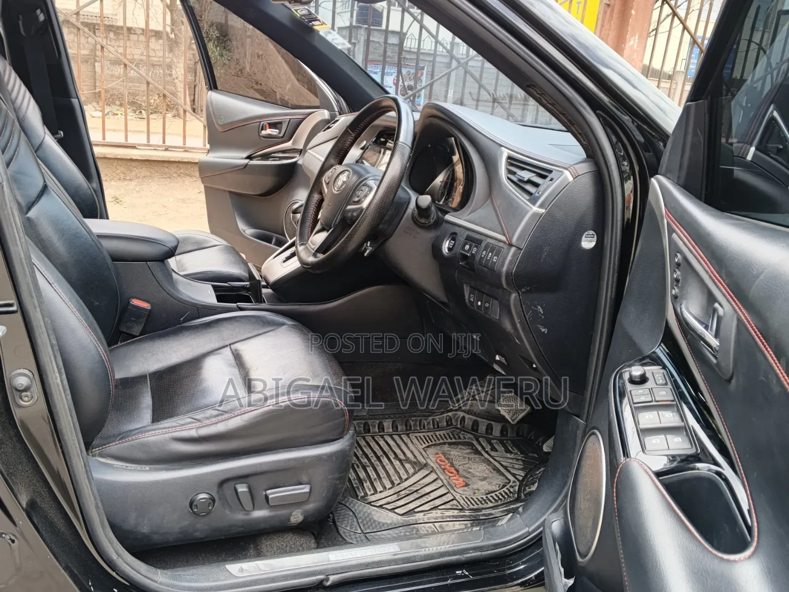 Toyota Harrier 2018 Black
