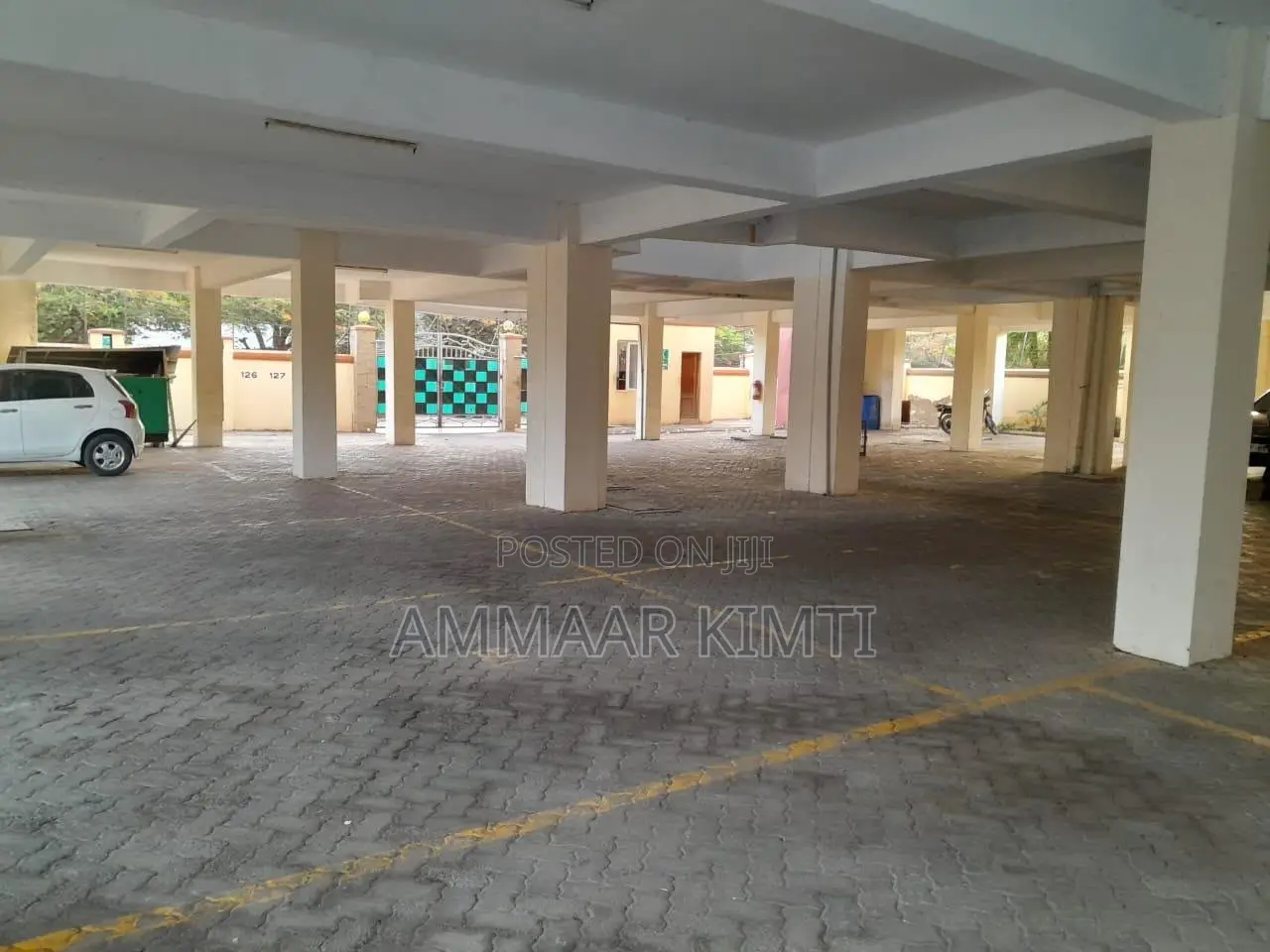 3bdrm Apartment in Hydro Apartments, Nyali Mkomani for sale