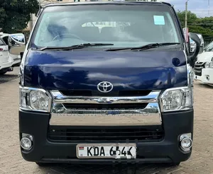 Toyota HiAce 2013 Blue
