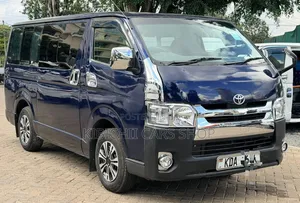 Toyota HiAce 2013 Blue